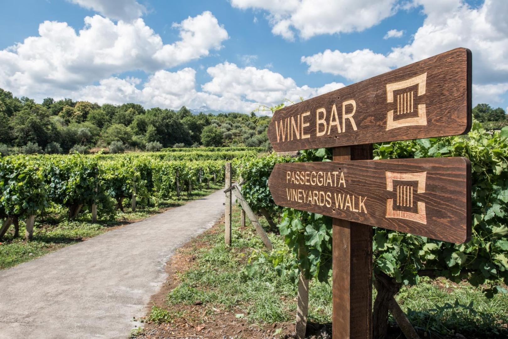 Firriato Hospitality Cavanera Etnea Resort & Wine Experience Castiglione De Sicilia Exterior foto
