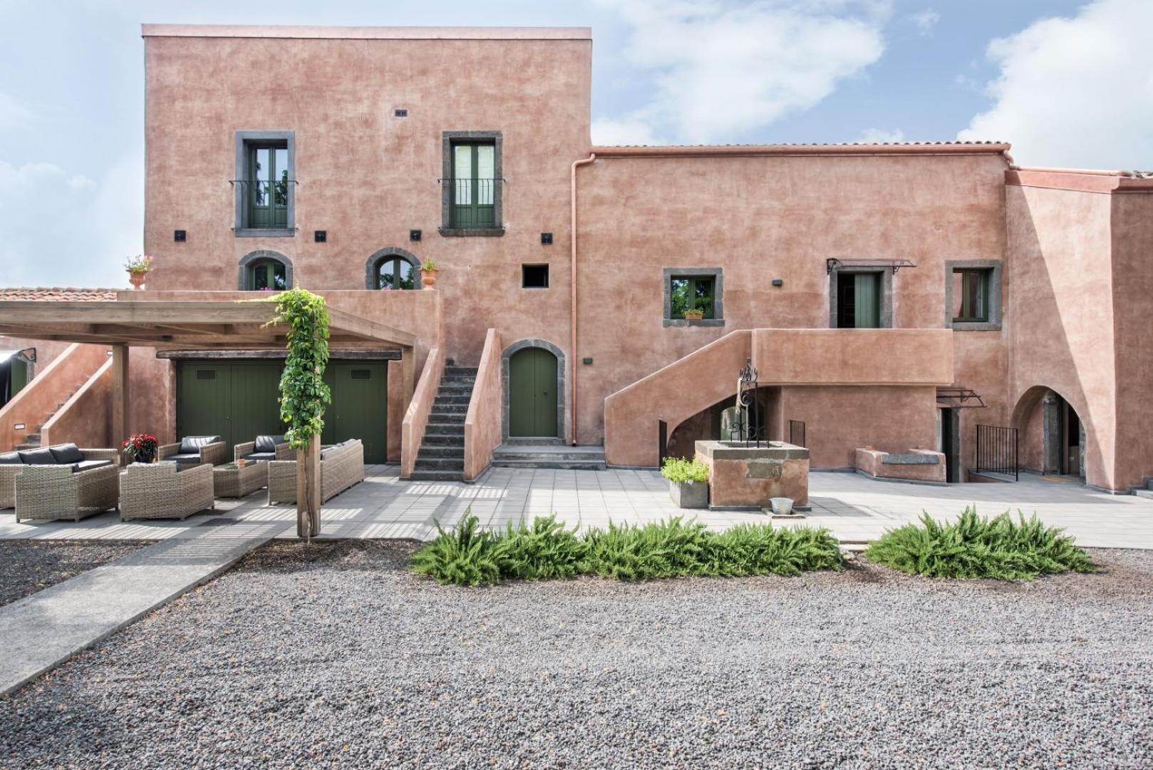 Firriato Hospitality Cavanera Etnea Resort & Wine Experience Castiglione De Sicilia Exterior foto